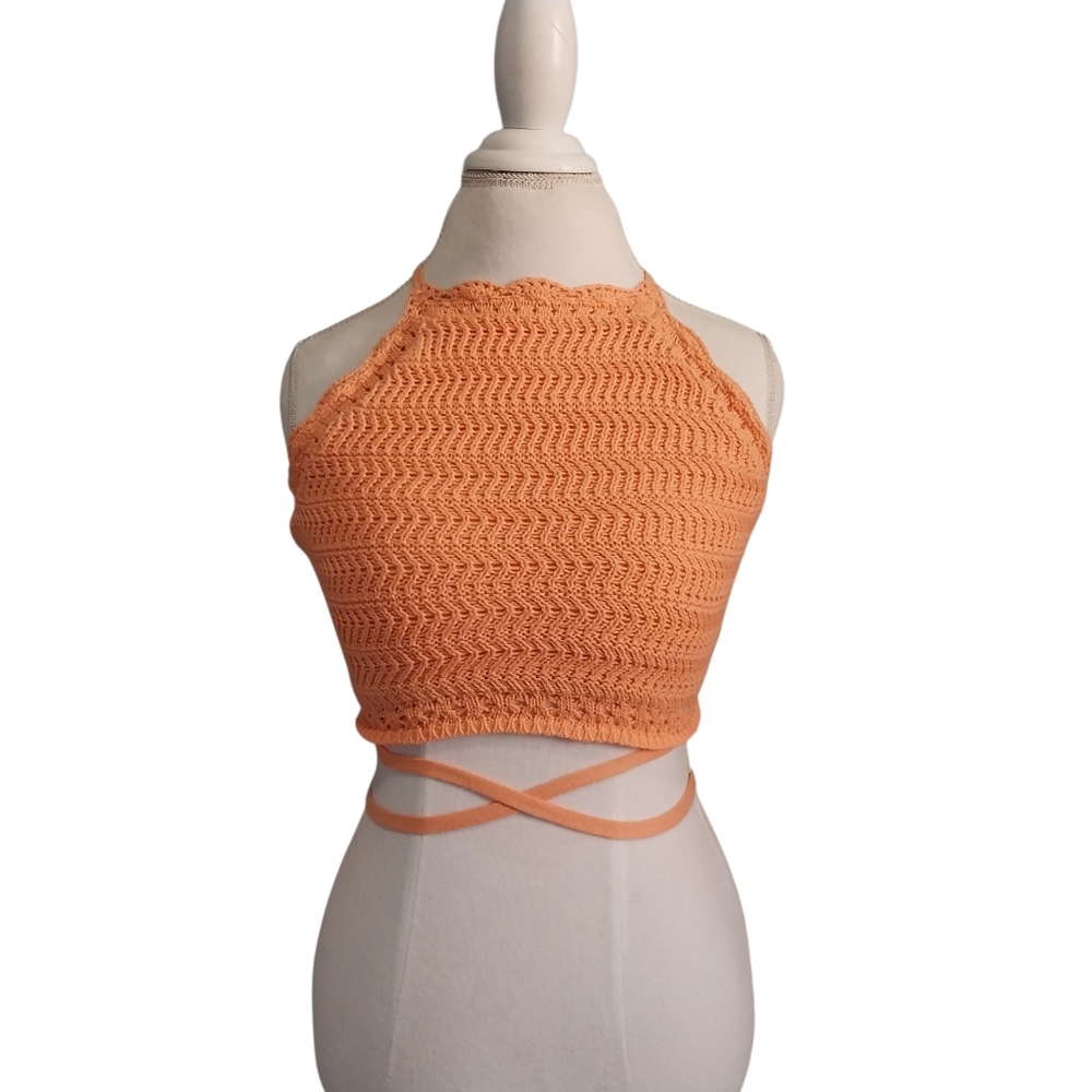 Hollister Size Medium Orange Knit Boho Hippie Crochet Tie Halter Crop-Top Shirt